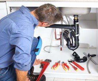 Mon entreprise rencontre des difficultés en raison de la conjoncture économique, puis-je recourir à l’activité partielle et comment ?